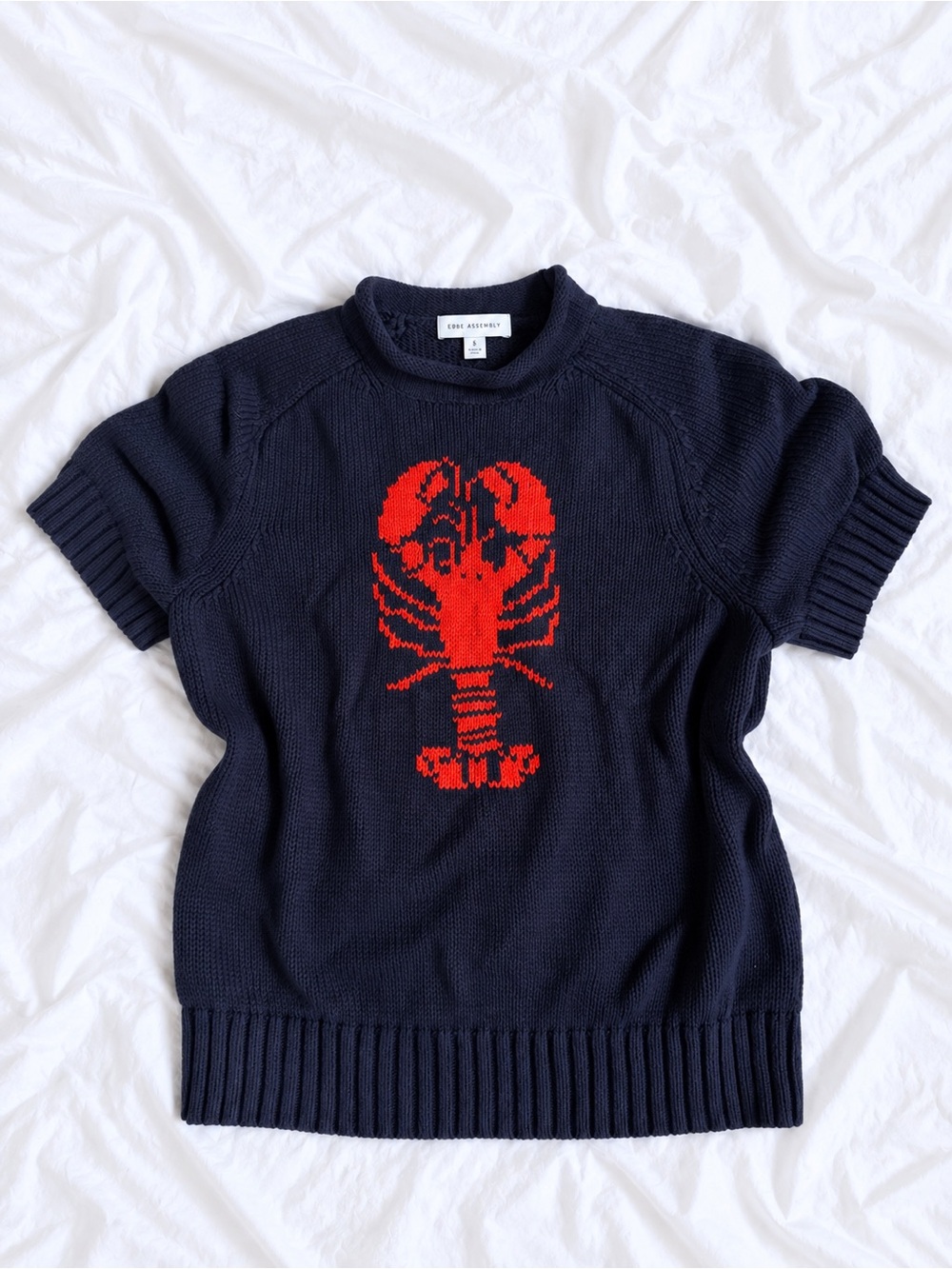 Cropped Navy Short-Sleeve Sweater Tee with Red Lobster Graphic